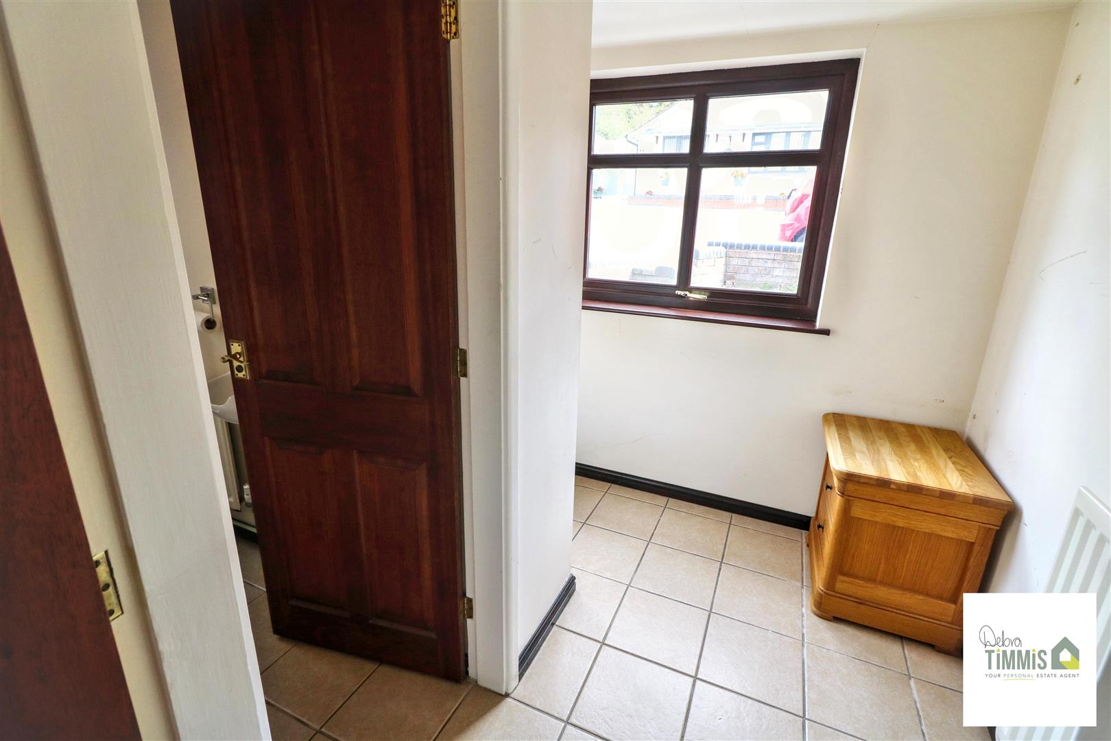 3 bed property in Fielden Close, Stoke-On-Trent